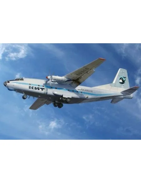 Antonov An-8 civil aircraft, 1/72 - Amodel AMO72228