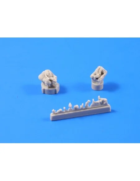 WWII German pilots at rest (2 fig), 1/72 - CMK 129-F72229