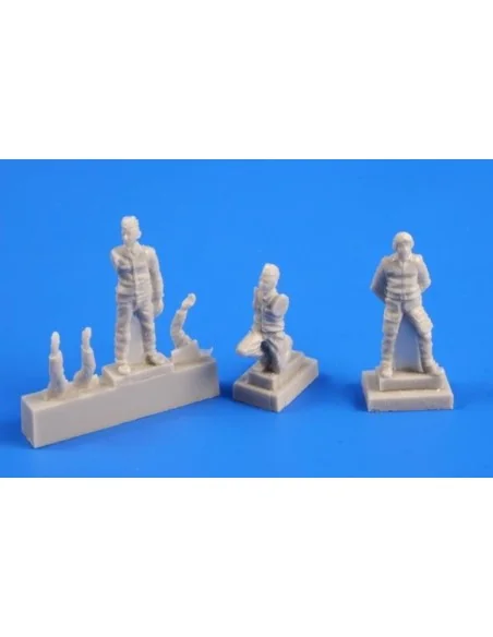 Czechoslovak pilot (1 fig)and mechanic 2, 1/72 - CMK 129-F72247