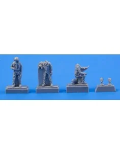 Two Fouga Magister Pilots and a.Mechanic for Special Hobby kit (3 f...