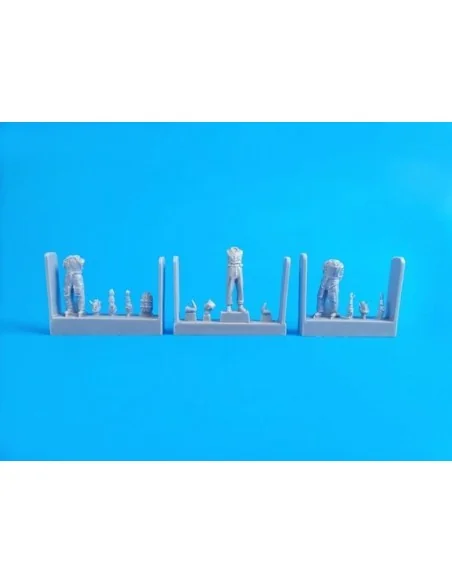 Czechoslovak pre-WWII pilots, (3 fig), 1/72 - CMK 129-F72325