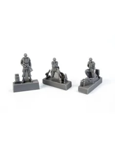 Two Kneeling Soldiers and Commanding Officer, US Army Infantry Squa...