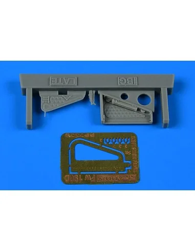 [NO_DESC] Fw 190D inspection panel - late, 1/72 - Aires 7379