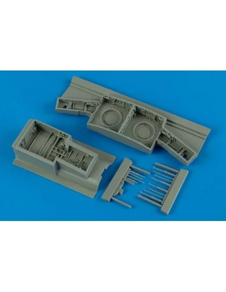 F-86F Sabre wheel bay for Kinetic/Ital., 1/32 - Aires 2165