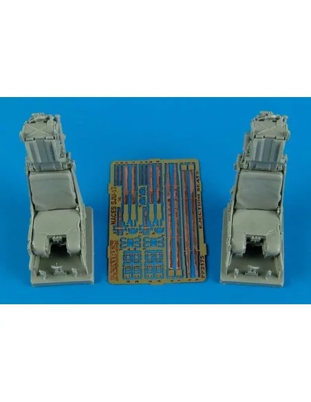 SJU-17 ejection seats for F-18F/F-14D, 1/32 - Aires 2175