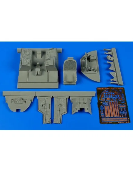 A-1H(AD-6) Skyraider cockpit set f.Trum, 1/32 - Aires 2190
