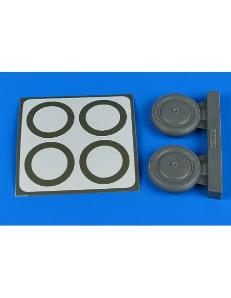 PZL-11 wheels & paint masks for, 1/32 - Aires 2249