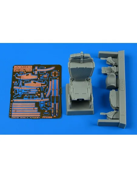 [NO_DESC] MiG-21 early version ejection seat (MiG KM-1 type), 1/32 ...