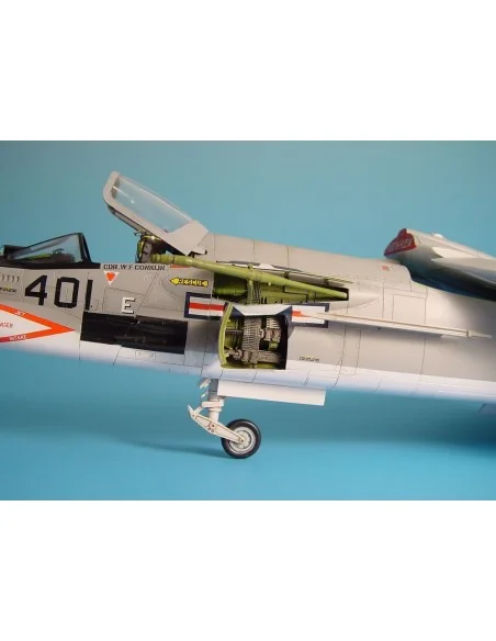 F-8 Crusader Waffenschächte, 1/48 - Aires 4175