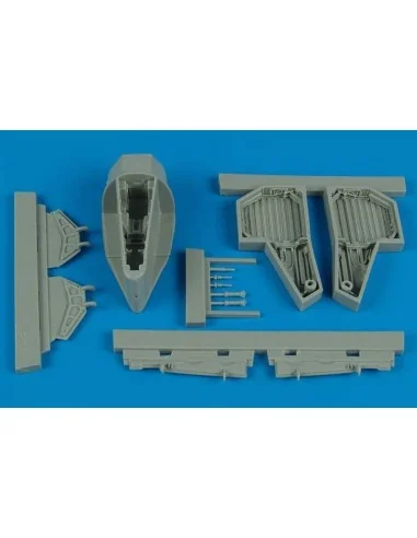 F-84F Thunderstreak wheel bay (KINETIC), 1/48 - Aires 4475