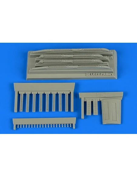 Su-17/22M3/M4 Fitter K covered chaff/fla dispensers for Kitty Hawk,...