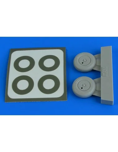 Spitfire Mk.I wheels (with covers) & paint masks f.Tamiya, 1/48 - A...