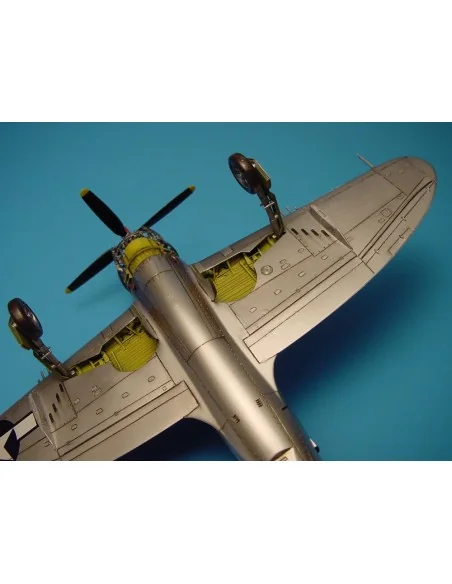 P-47 Thunderbolt wheel bays for ACADEMY, 1/72 - Aires 7055