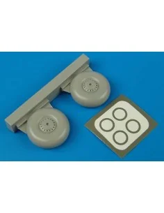Lancaster wheels & paint masks for Revell kit, 1/72 - Aires 7204