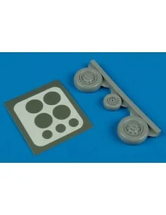 [NO_DESC] F-105 Thunderchief wheels & paint masks, 1/72 - Aires 7240