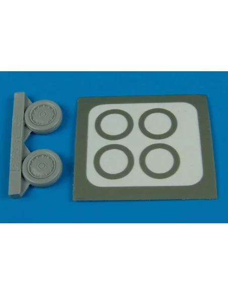 A-4 Skyhawk wheels (late) & paint masks, 1/72 - Aires 7242