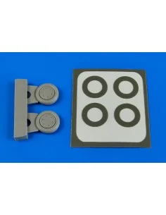 F4F Wildcat wheel&paint masks f.Hasegawa, 1/72 - Aires 7334