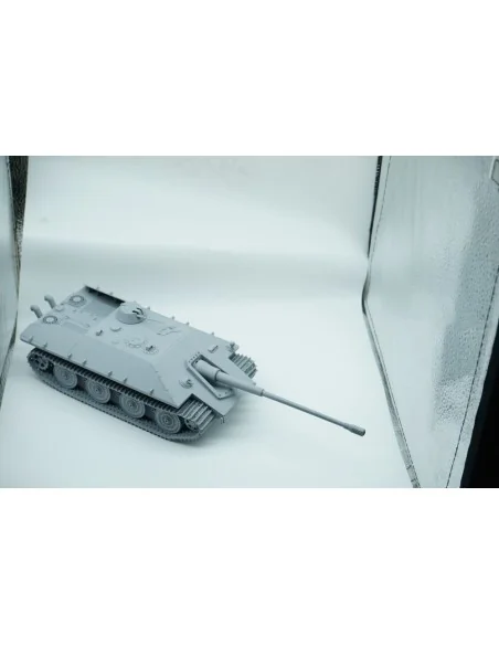 German WWII E-60 Heavy jadge panther late type with 105mm gun, 1/35...