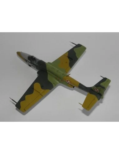 TS-11 Iskra 200BR, 1/72 - Mistercraft C-21