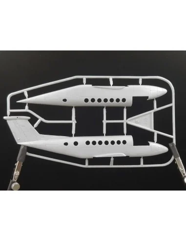 [NO_DESC] Beechcraft 350 King Air (4 camo schemes), 1/72 - A&A Mode...