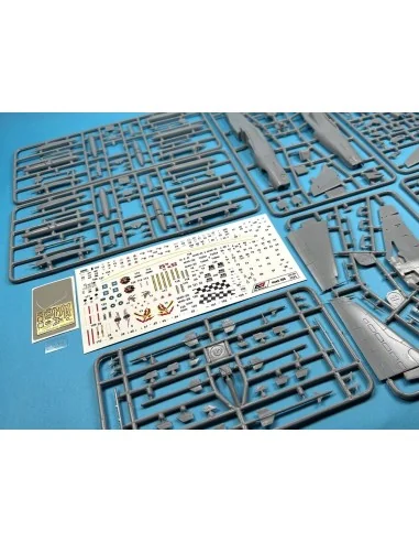[NO_DESC] Hawk 208 light fighter (MAL), 1/72 - A&A Models AAM7231
