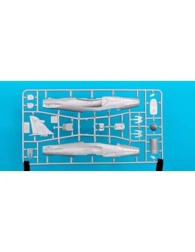 [NO_DESC] Hawk 208 light fighter (MAL), 1/72 - A&A Models AAM7231