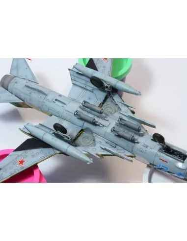 [NO_DESC] Su-17M3 advanced fighter-bomber, 1/72 - ModelSvit MSVIT72047