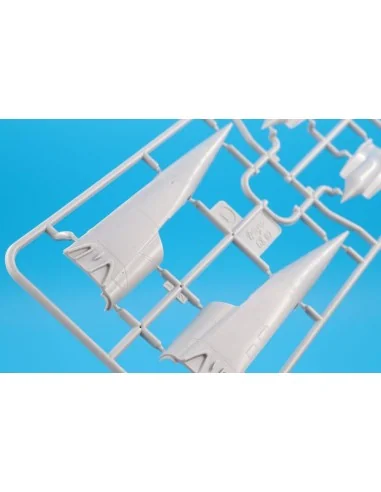 [NO_DESC] Mirage G8.02 variable-geometry exp.fighter, 1/72 - ModelS...