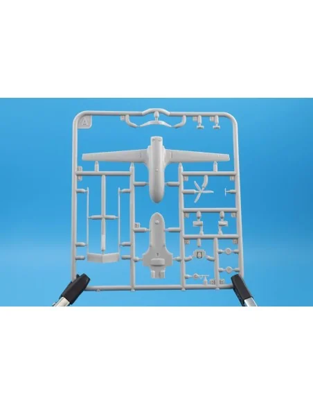 [NO_DESC] An-196 Liutyi deep-strike UAV (1/72), 1/72 - ModelSvit MS...