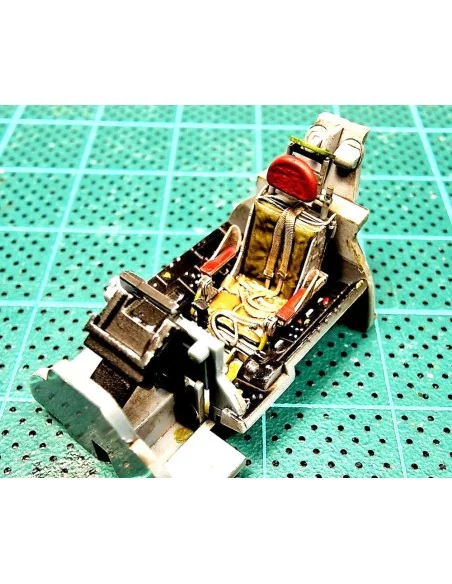 F-84F ejection seat with seat belts - 3D print for Special Hobby, 1...