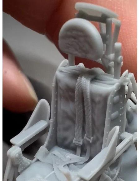 F-84F Thunderstreak ejection seat with seat belts, 1/48 - Art Scale...