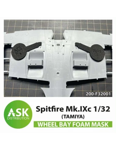 Spitfire Mk.IXc Wheel bays - FOAM flexibel express fit mask for Tam...