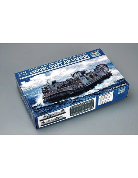 JMSDF Landing Craft Air Cushion, 1/144 - Trumpeter 00106