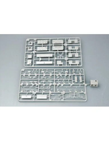 JMSDF Landing Craft Air Cushion, 1/144 - Trumpeter 00106