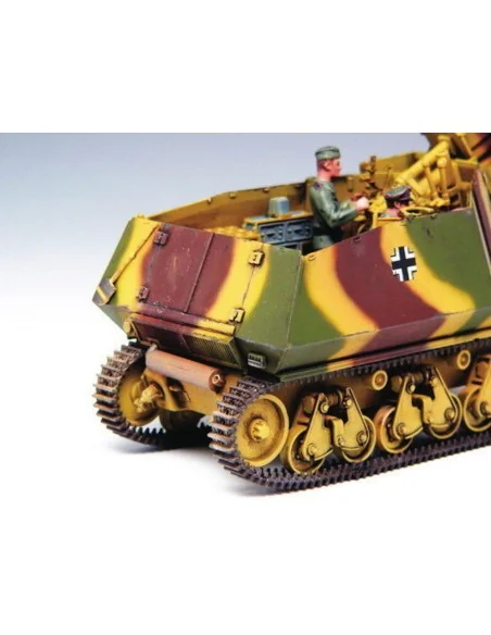 PzKpfw 39(H) 10, 5 cm LeFH18 (SFf) auf Geschützwagen, 1/35 - Trumpe...