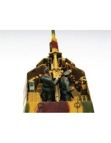 [NO_DESC] PzKpfw 39(H) 10, 5 cm LeFH18 (SFf) auf Geschützwagen, 1/3...