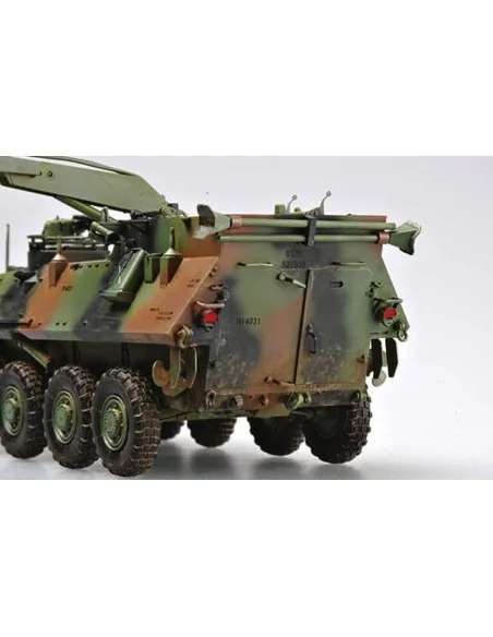 [NO_DESC] USMC LAV-R Light Armored Veh.Recovery, 1/35 - Trumpeter 0...