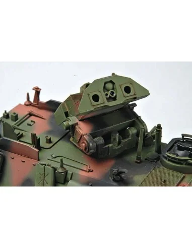 USMC LAV-AT Light Armored Vehicle Antitank, 1/35 - Trumpeter 00372