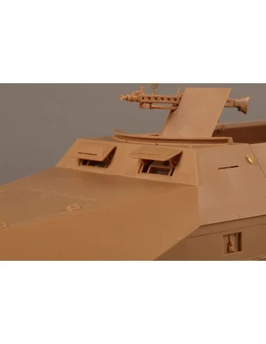 [NO_DESC] Sd.Kfz 251D, 1/16 - Trumpeter 00942