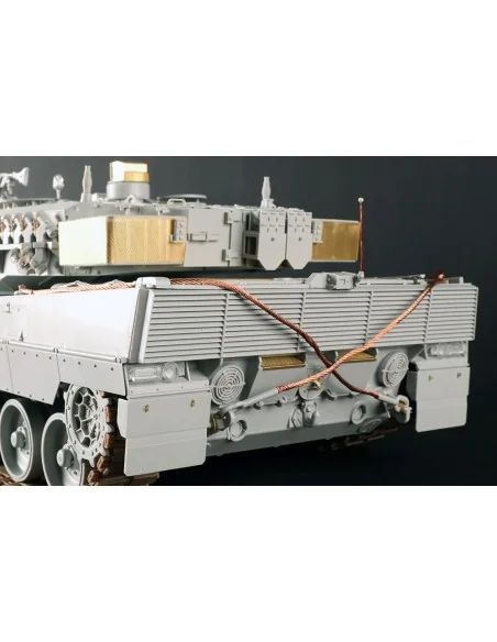German Leopard 2A6 MBT, 1/16 - Trumpeter 00966