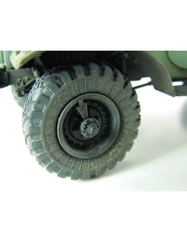 ZIL-157 6x6 Soviet Military Truck, 1/35 - Trumpeter 01001