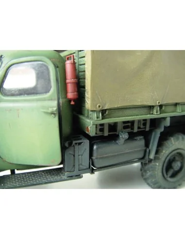 ZIL-157 6x6 Soviet Military Truck, 1/35 - Trumpeter 01001