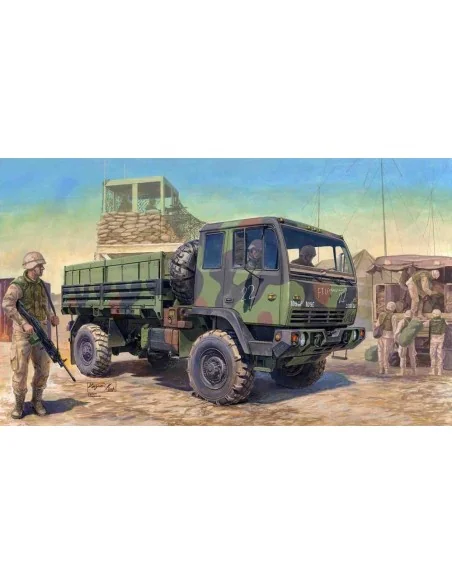 M1078 LMTV Standard Cargo Truck, 1/35 - Trumpeter 01004