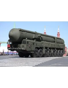 15U175 TEL of RS-12M1 Topol-M ICBM complex, 1/35 - Trumpeter 01082
