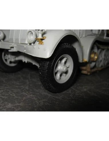 2 cm Flakvierling 38 Selbstfahrlafette (Sd.Kfz.7/1 early version), ...