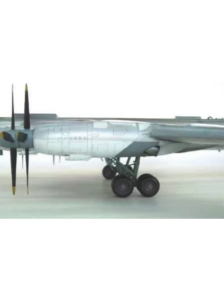 Tupolev Tu-95 MS Bear-H, 1/72 - Trumpeter 01601