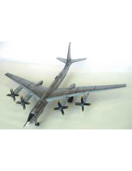 Tupolev Tu-95 MS Bear-H, 1/72 - Trumpeter 01601