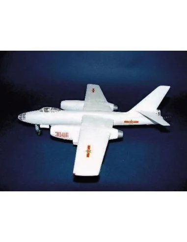 Harbin H-5 Bomber, 1/72 - Trumpeter 01603