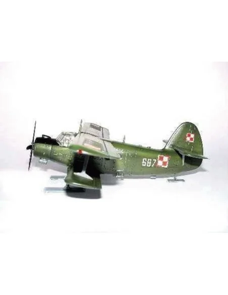 Antonov An-2M Colt mit Kufen, 1/72 - Trumpeter 01607