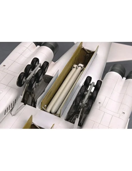 TU-160 Blackjack Bomber, 1/72 - Trumpeter 01620